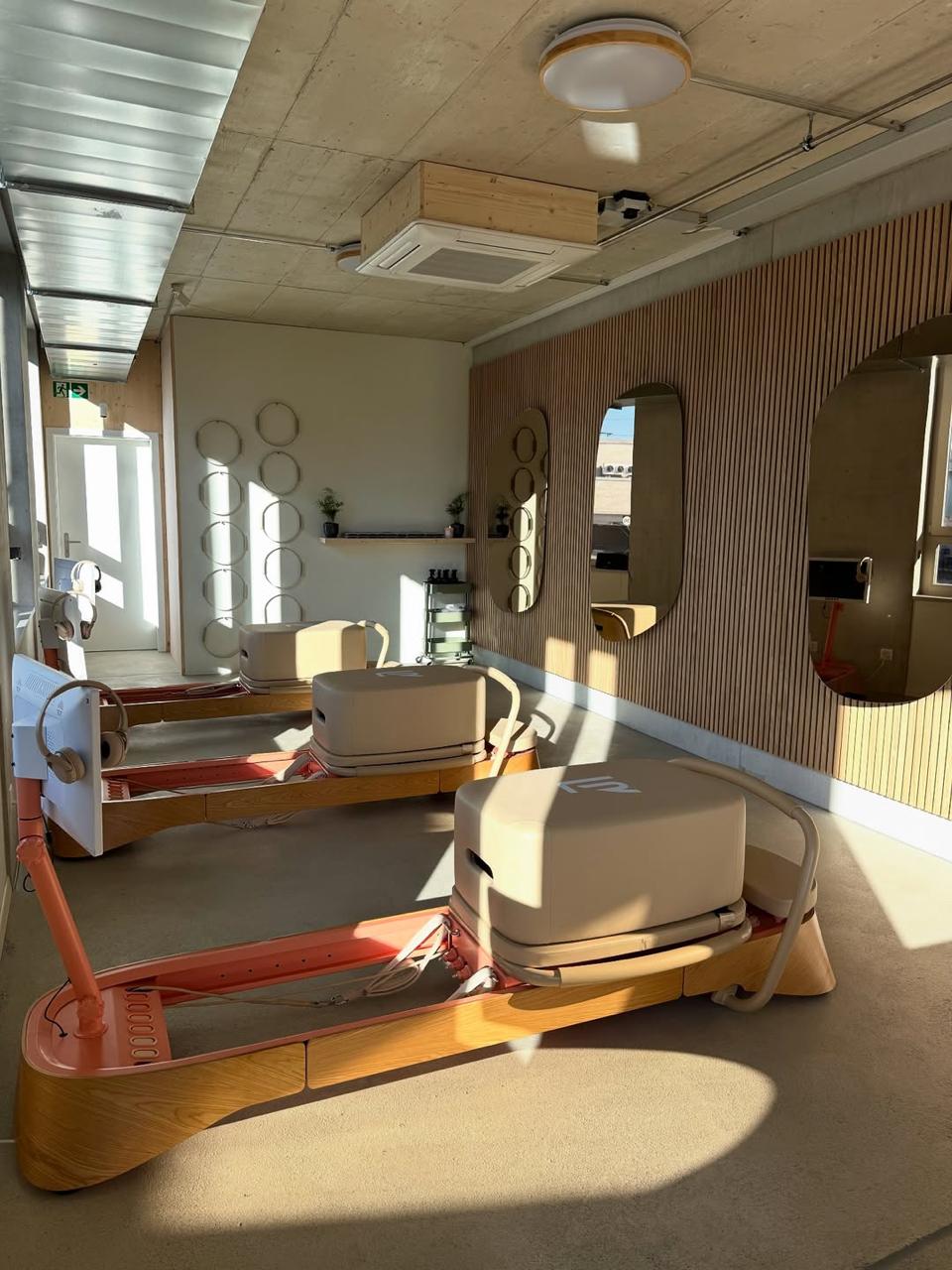 PILATES REFORMER BEDS