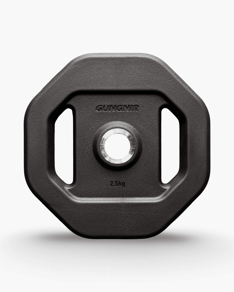 Black weight plate with 'Gumgir' branding on a white background
