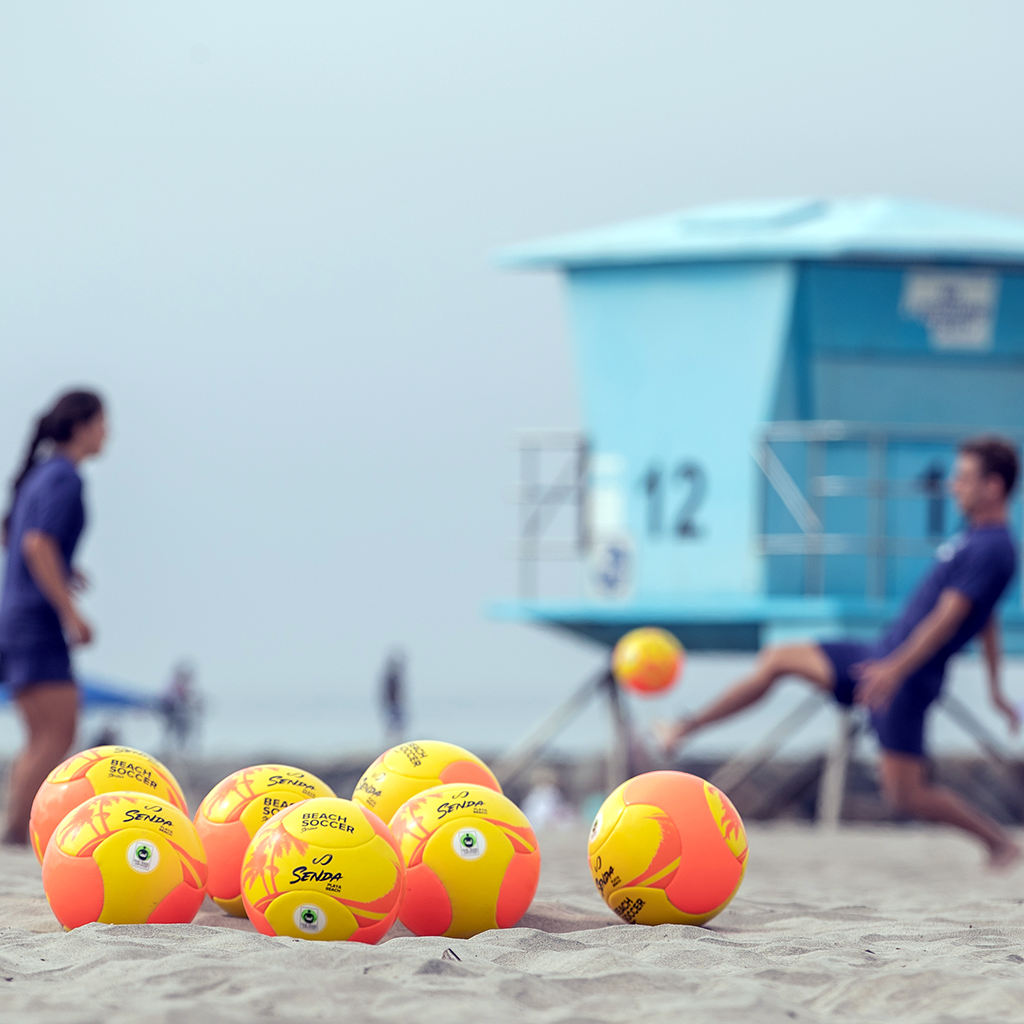 Playa Beach Football | Size 4 - ninjoo
